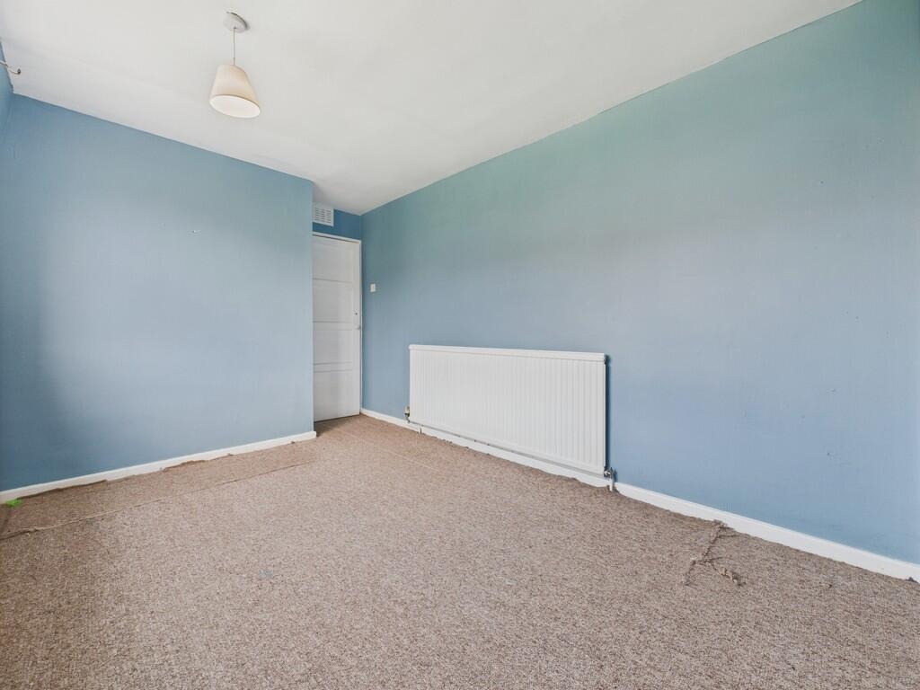 CAM04273G0-PR0141...