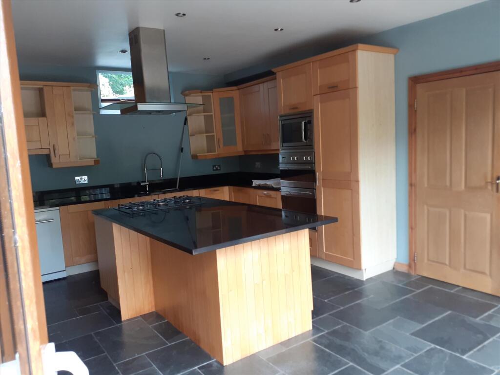 Kitchen V2