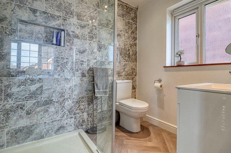 Master Ensuite