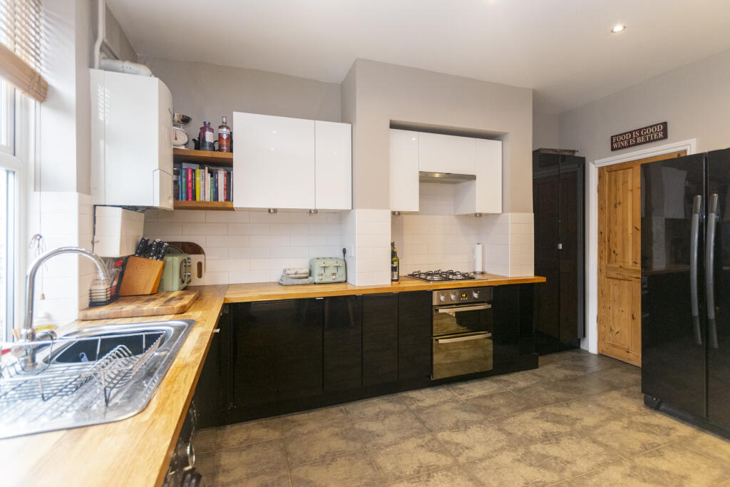 Kitchen Dining Room 4