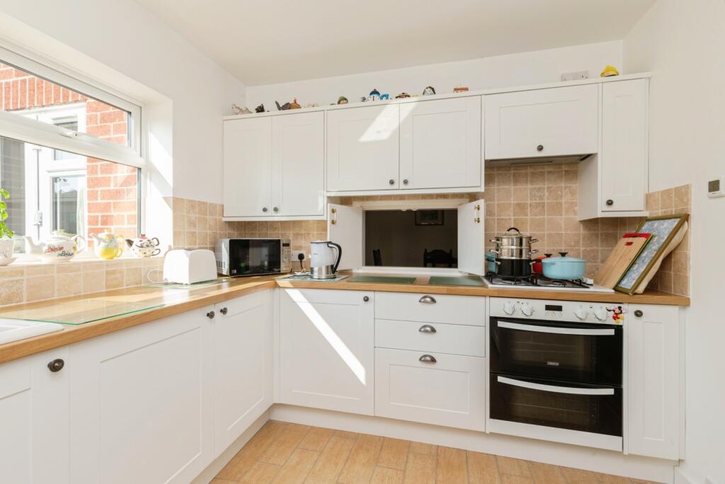Fitted Kitchen