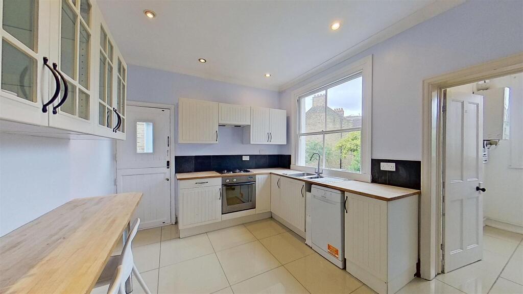 Durnsford-Road-Southfields-SW18-06112025_112650.jp