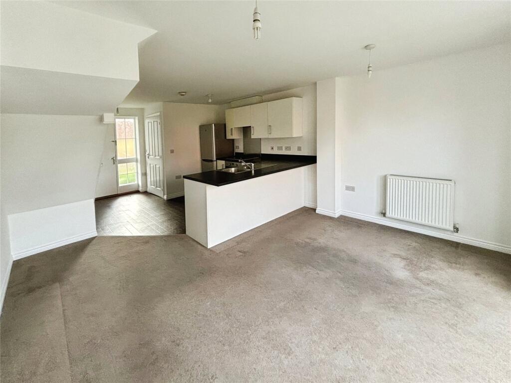 Living/Kitchen