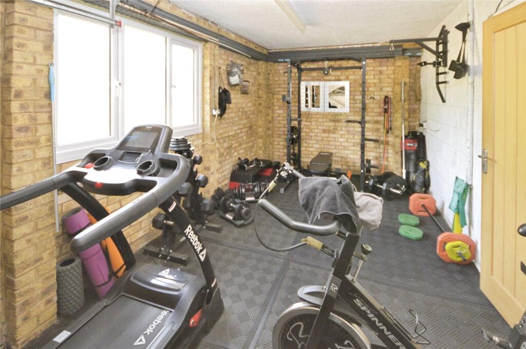 Gym / Garage