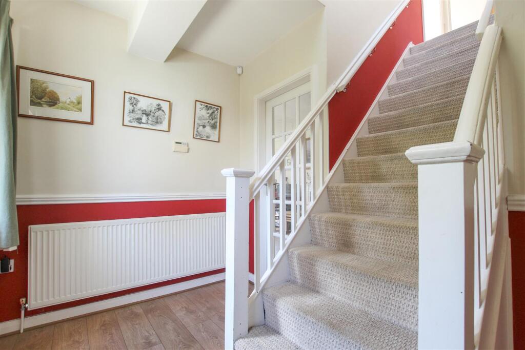 Hallway-3.jpg