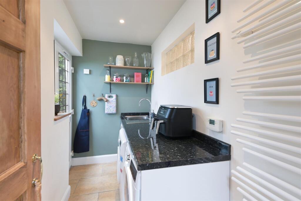 FIR TREE ROAD (10).jpg