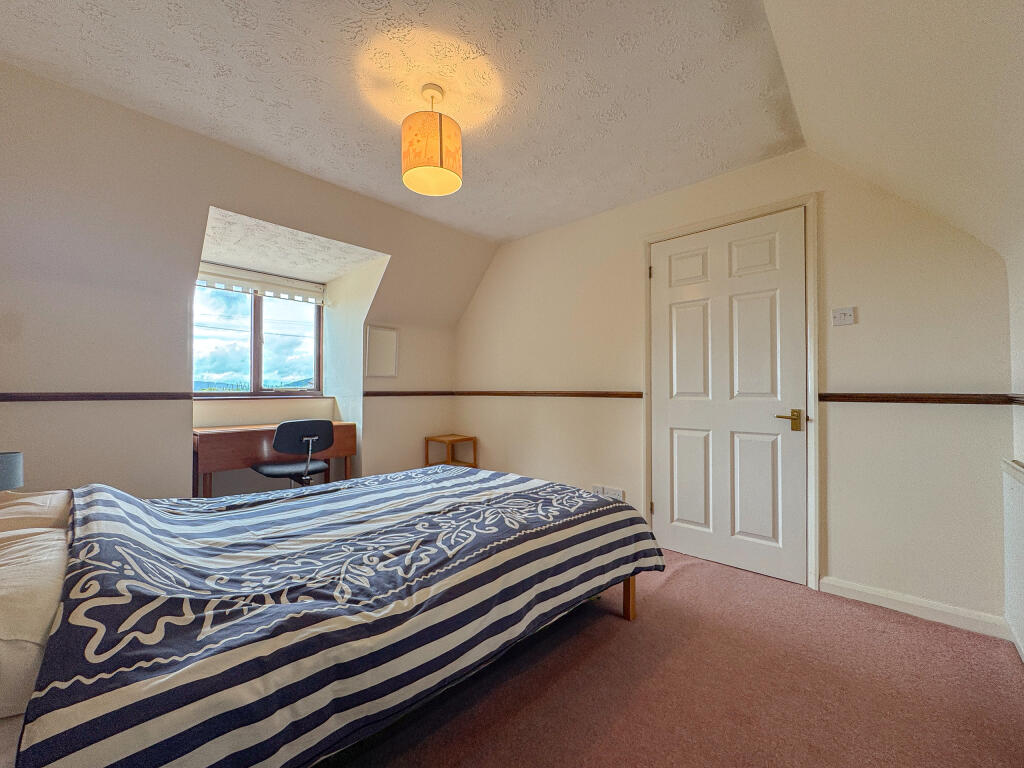 Bed 3 (2)