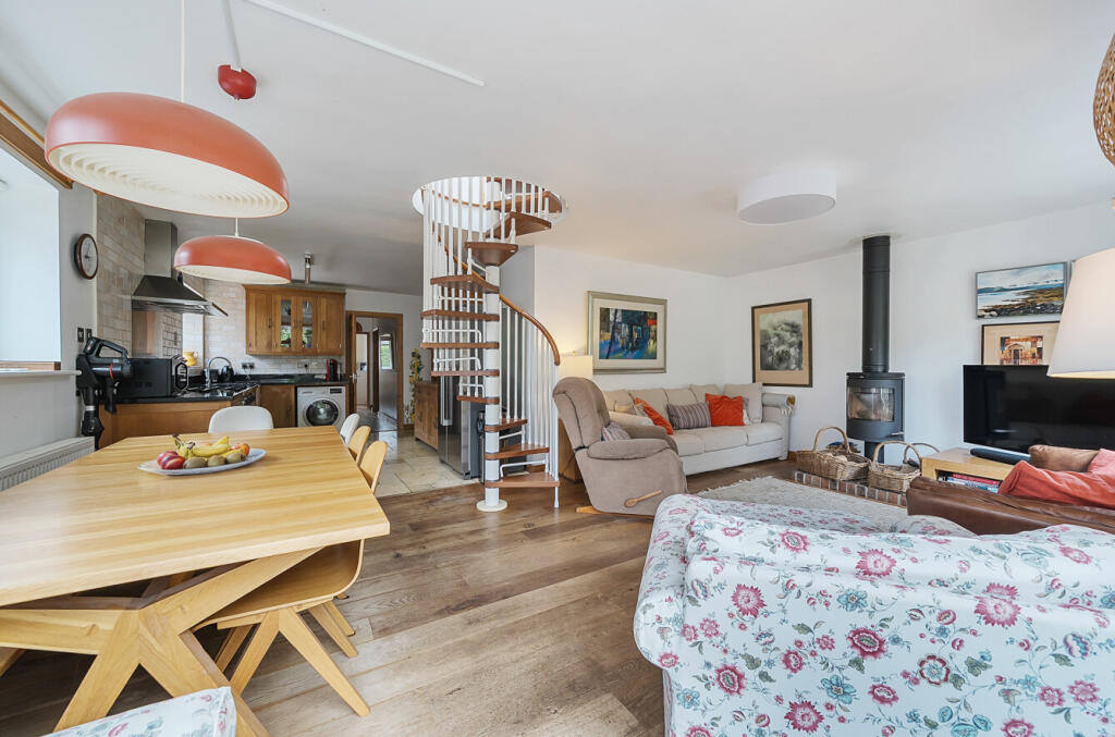 1343910-29-68a5e3...