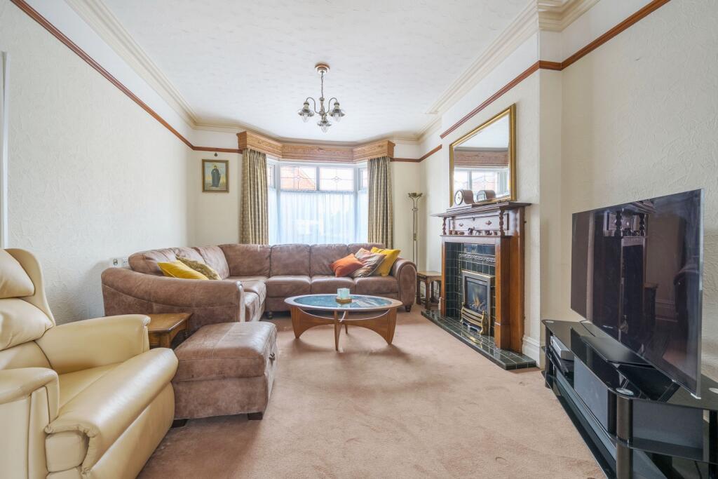 Lounge 1