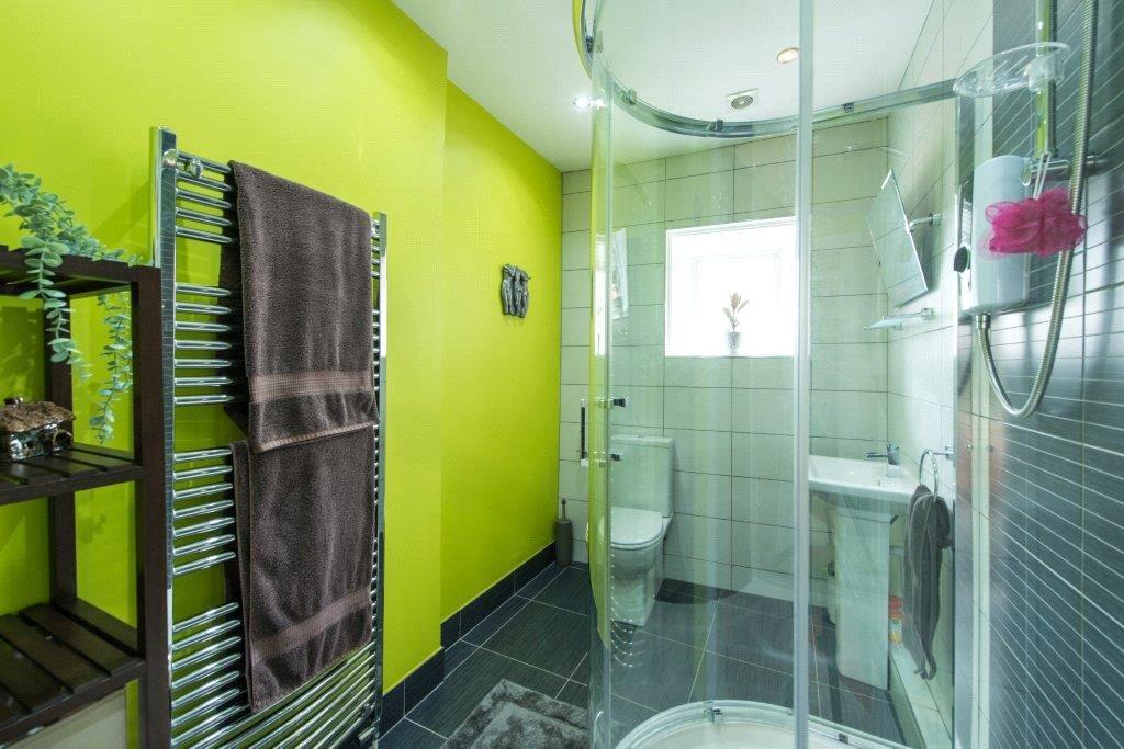 Family Shower Room