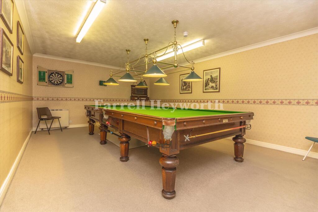 Snooker Room b