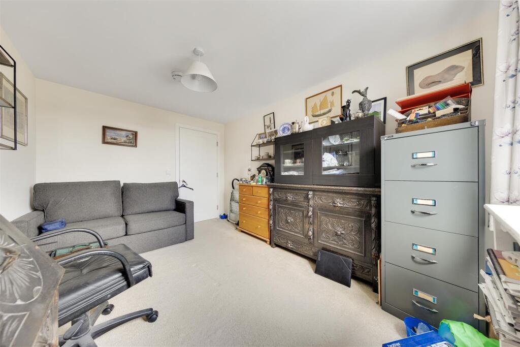 08-c538PFMCS - 8 Roslin Place-31.jpg