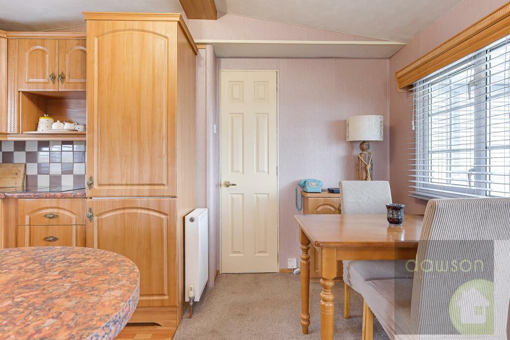Lounge/Kitchen