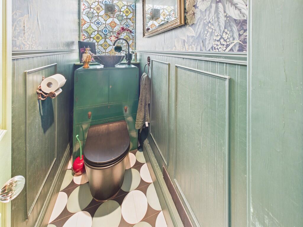 CAM05068G0-PR0032...