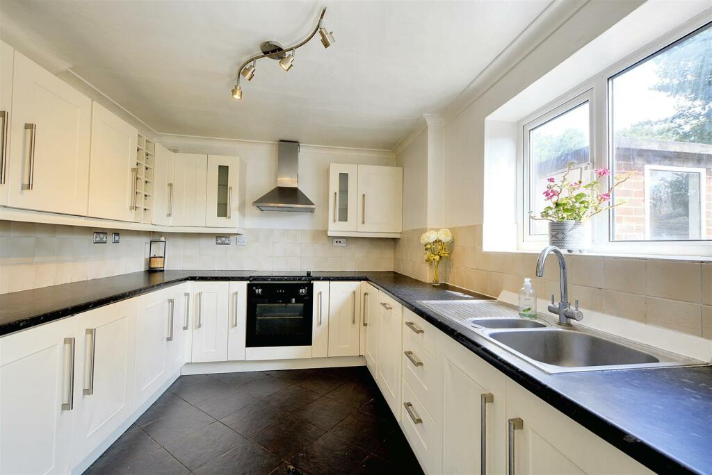 Kitchen Diner_2.jpeg