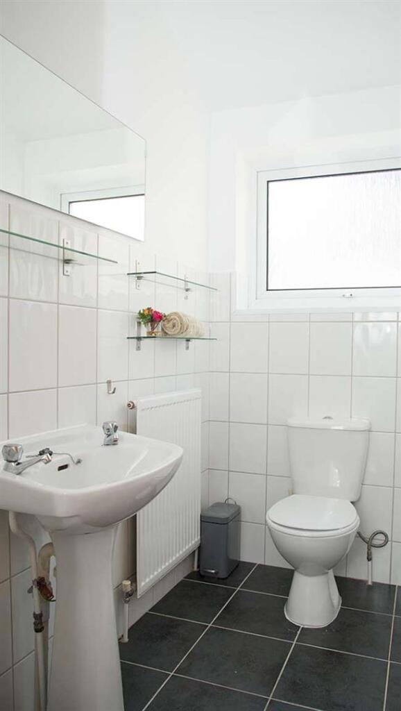 6-bed-student-house-britannia-rd-north-2-portsmout