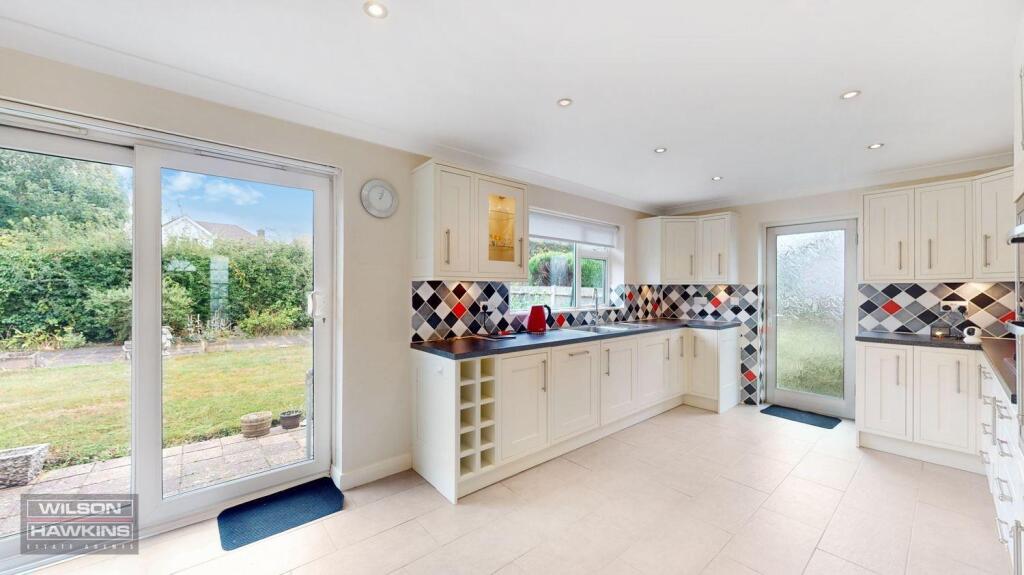 12 Eastfields - orPCxTkaCkRlRUTURlQw.jpg