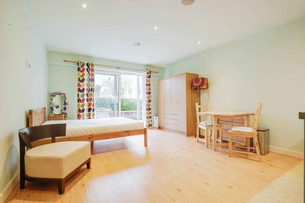 WhatsApp Image 2025-03-14 at 10.36.47