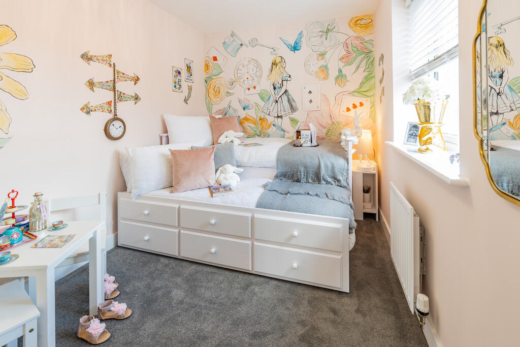 L-VIEA-KNI.Knightley-OFME-21-016