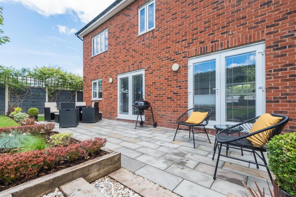 39 Shakerley Close-051.jpg