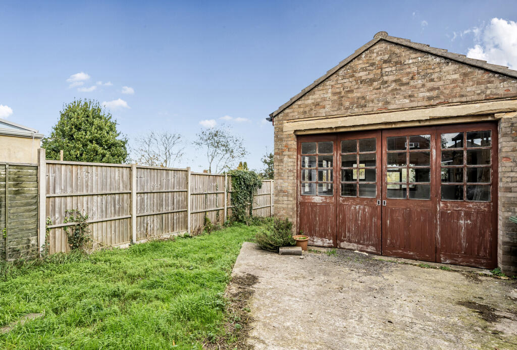 1373634-3-68ff6c7...