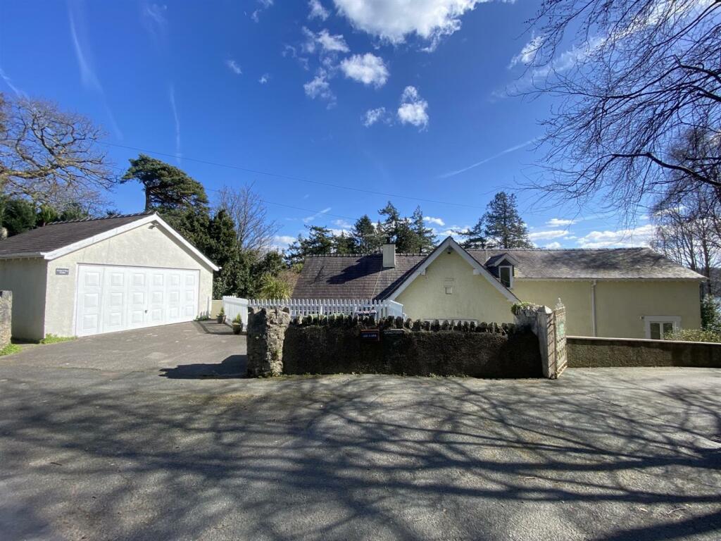 front elevation.jpeg