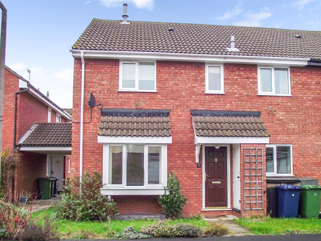 9 Rubens Way, St Ives, front.JPG