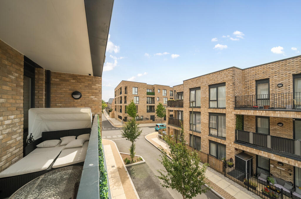 1319308-19-6867b4...