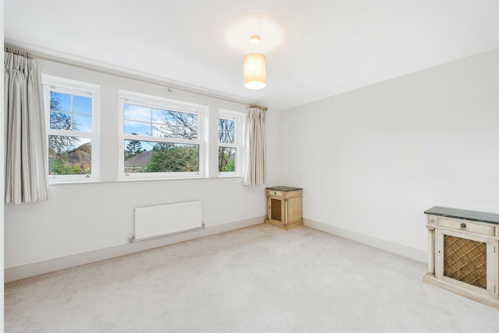 DORKING ROAD, 82 (11).jpg