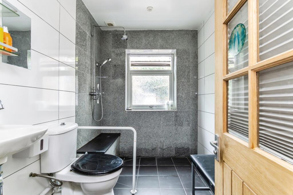 Downstairs Wet Room