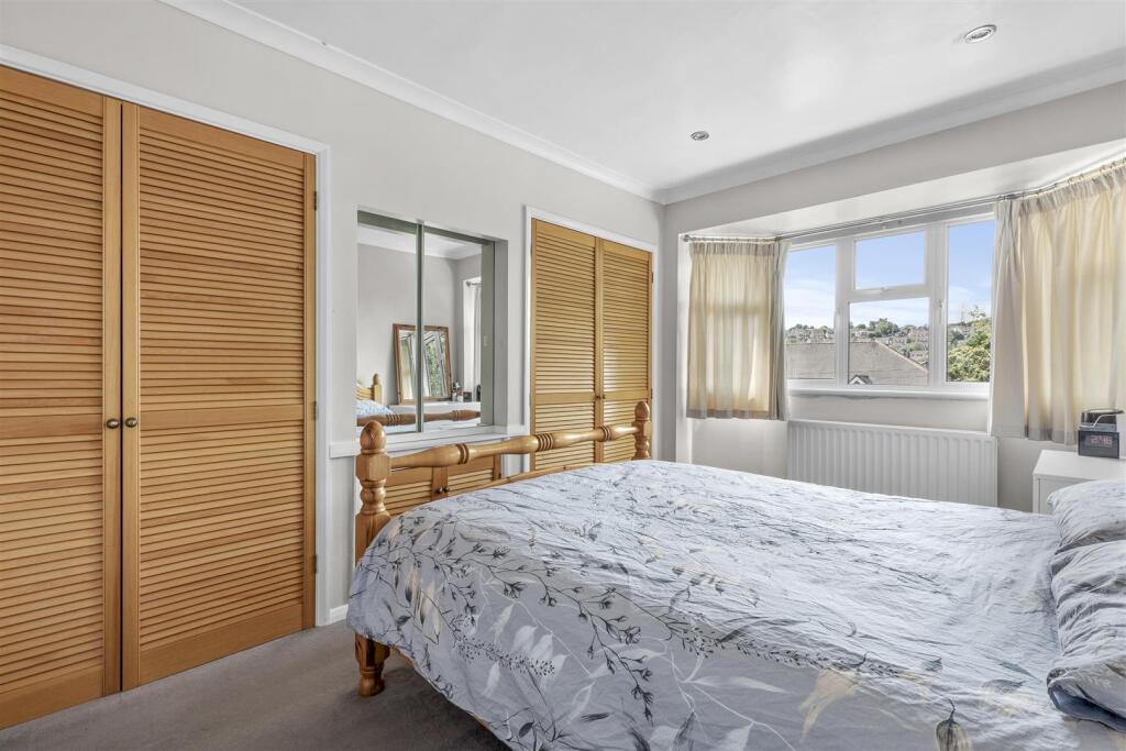 6 Coningsby Road, HP13 5NX-3.jpg