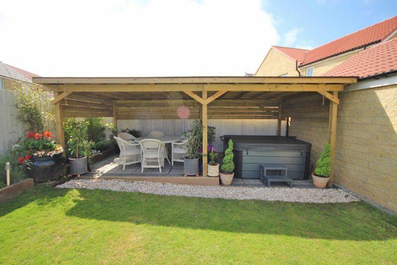 Pergola area