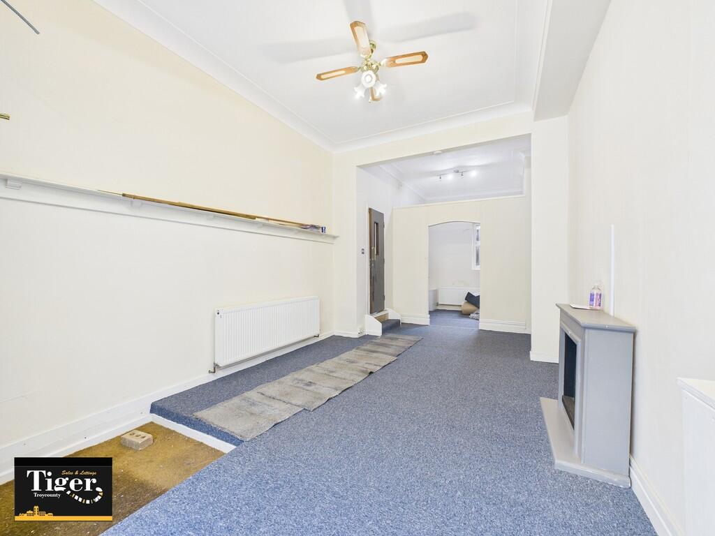 CAM03440G0-PR0493...