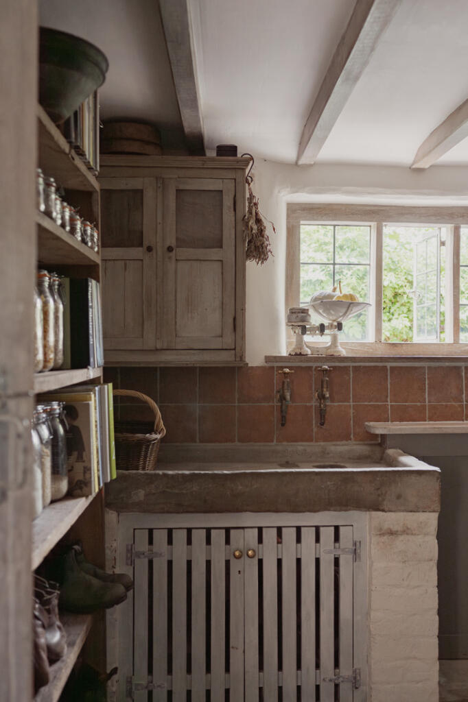 294285 - Tanyard Farmhouse, Great Ellingham-13.jpg