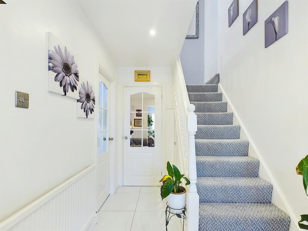 CAM03582G0-PR0049...