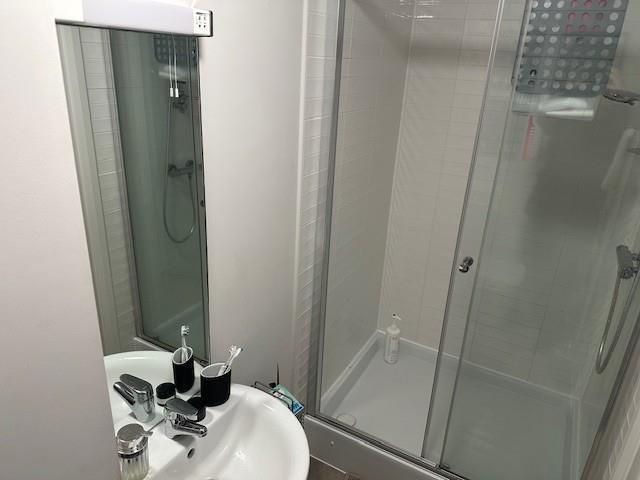 En suite.jpg