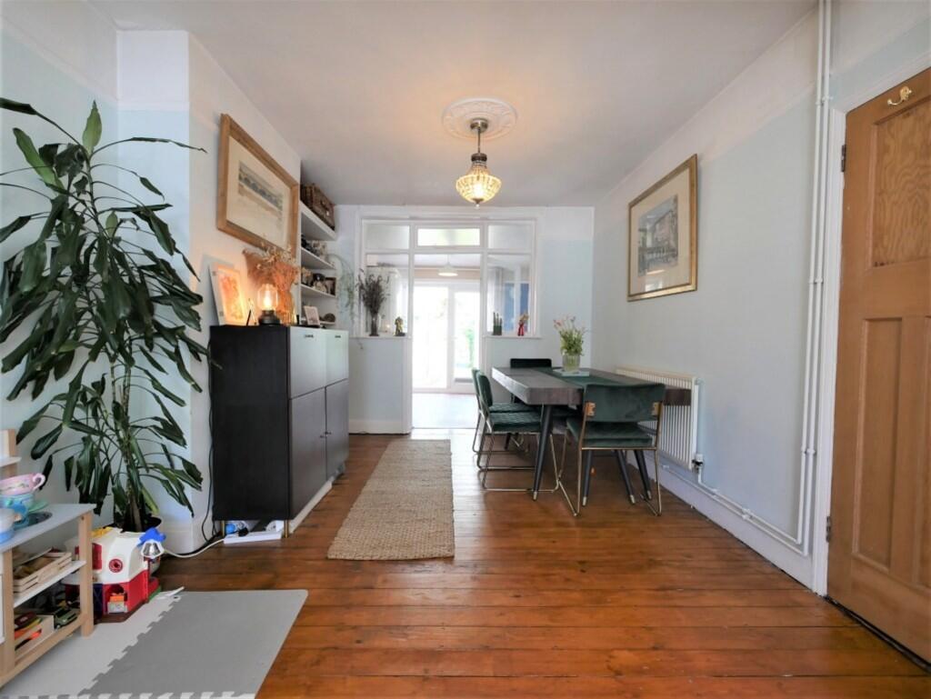 SITTING AND FAMIL...