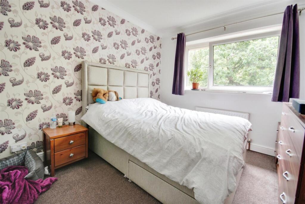 bedroom.jpg