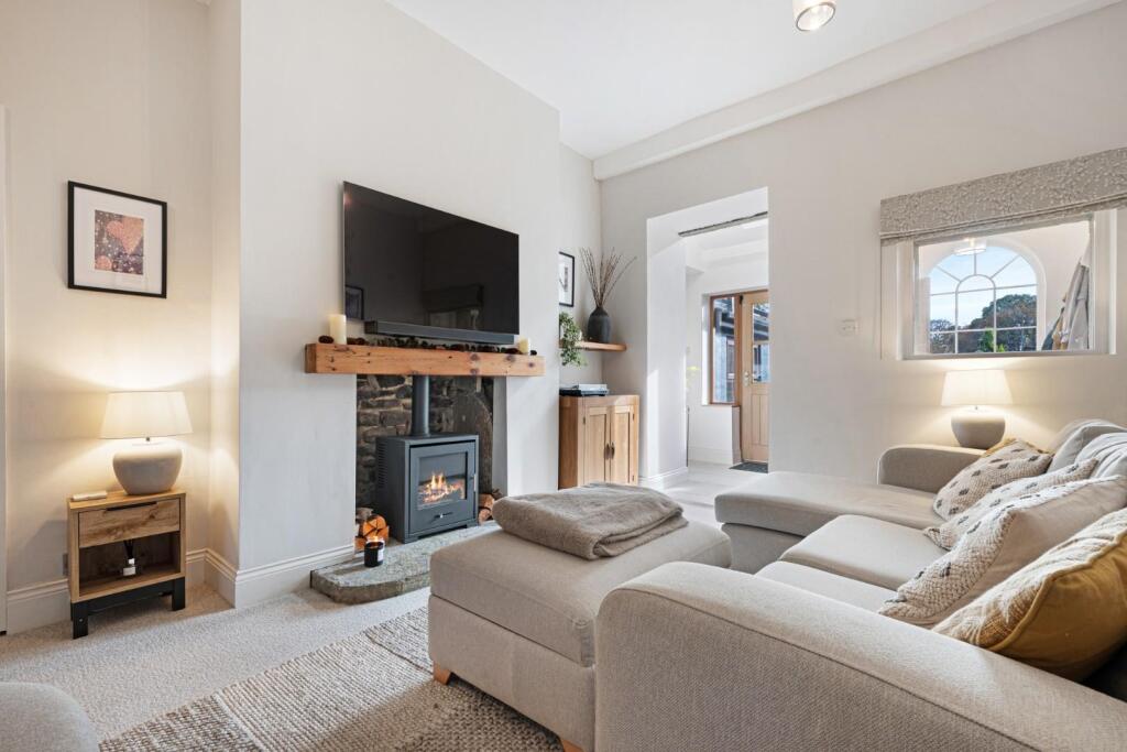 Dewhurst Farmhouse-15.jpg