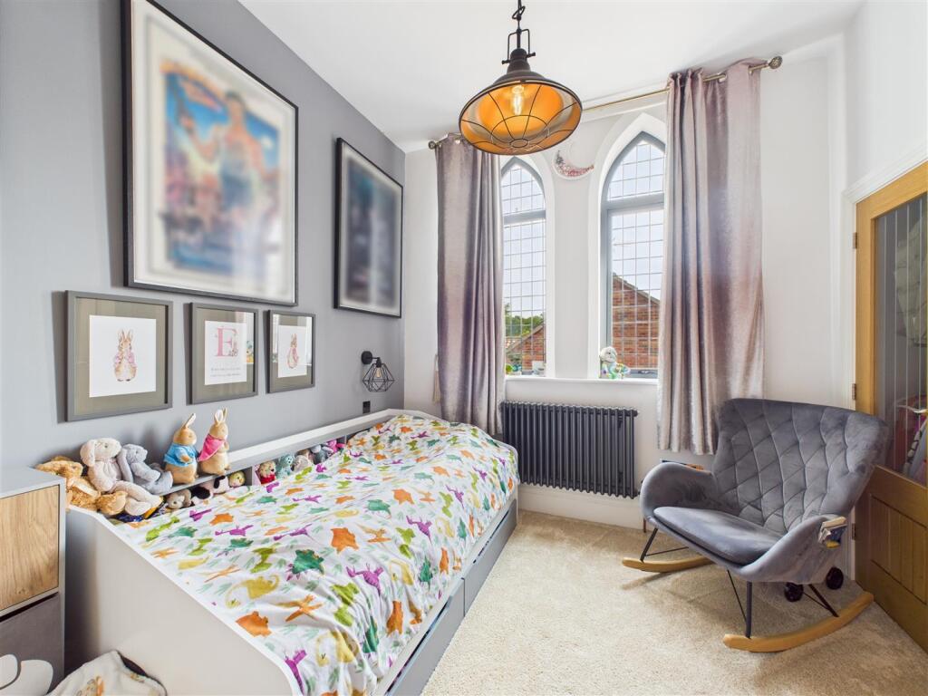 BEDROOM 3