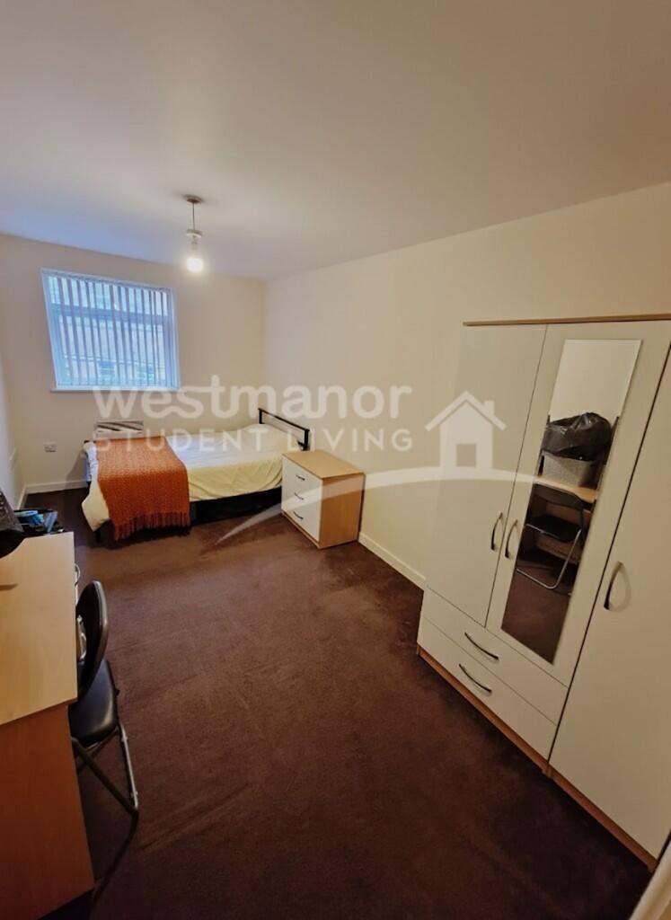 FLAT 10