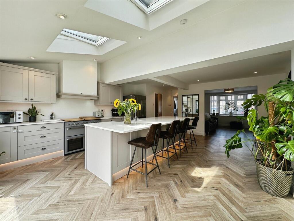 67daded0--4225-96DB-8B95C062D39C-61268-000013EA9C6