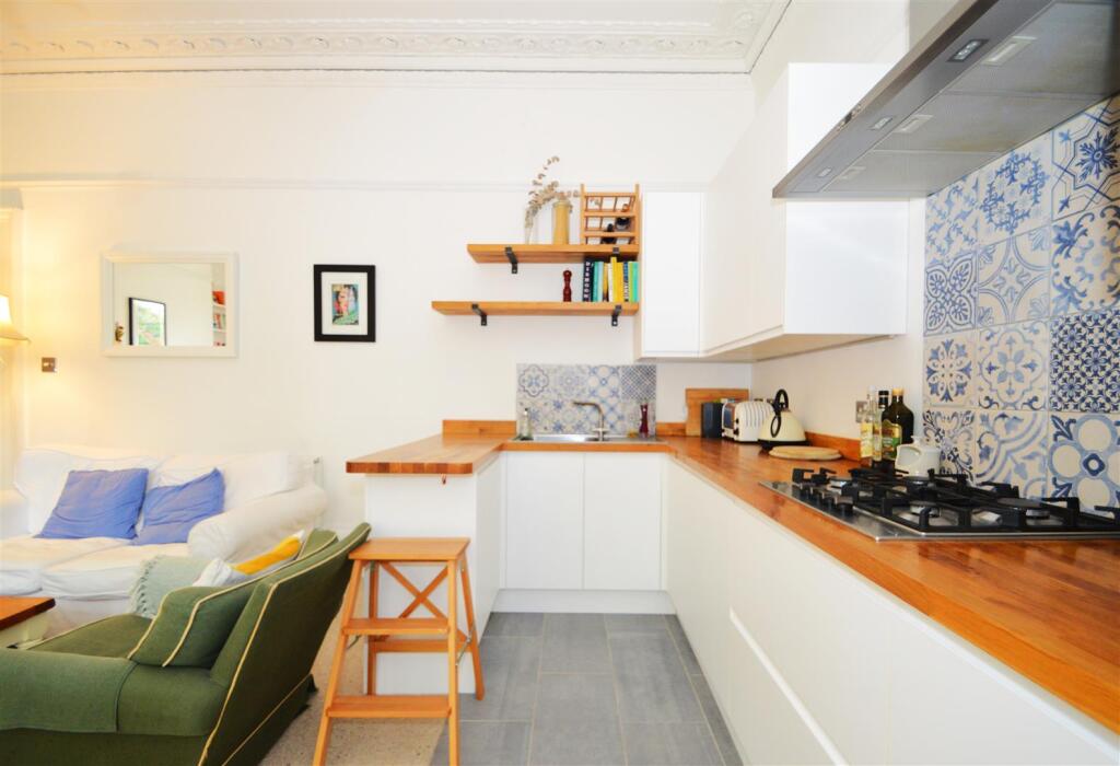 83 Cotham Brow 2024 (5).JPG