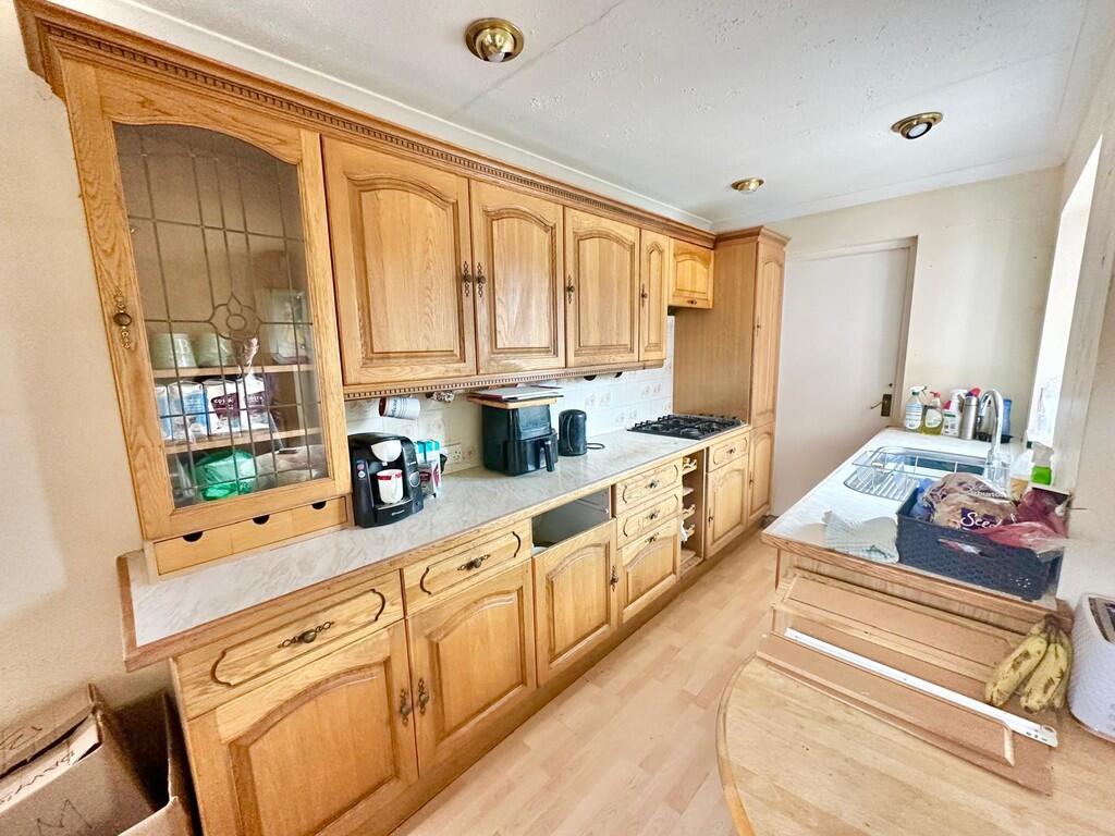 IMG-20250317-WA00...