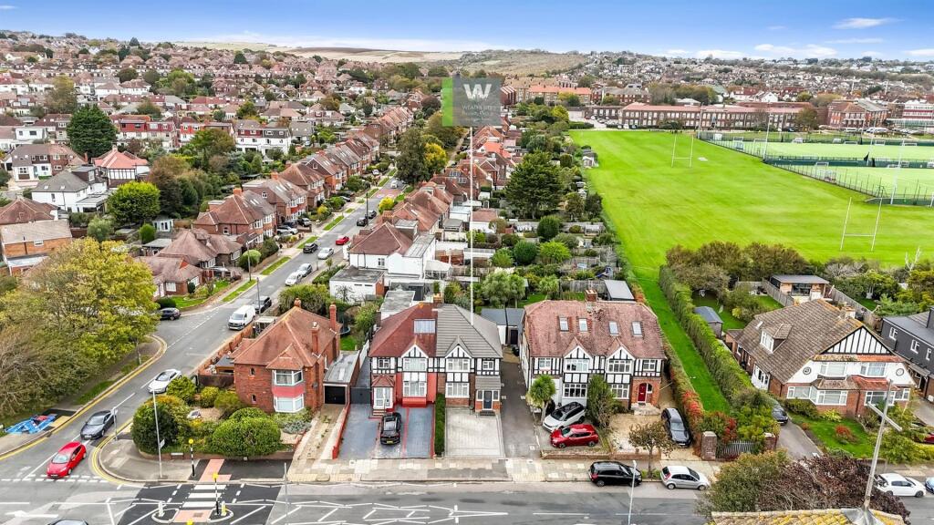 Nevill Avenue 139 FRONT AERIAL HIGH.jpeg