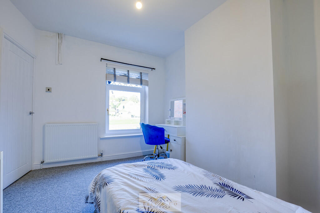 Bedroom 2.2