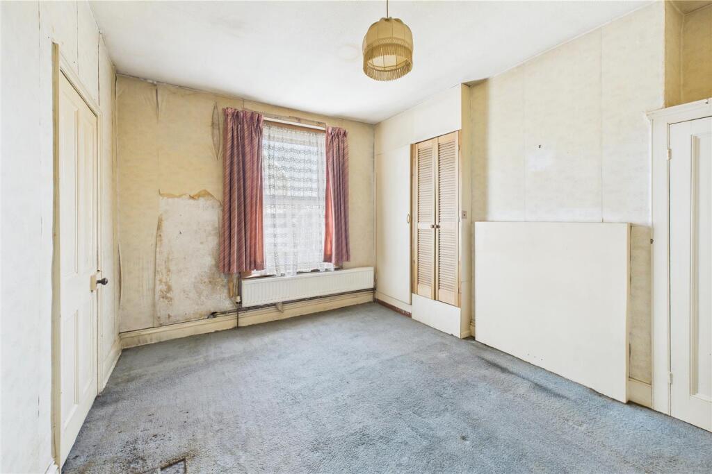 230 Coronation Road, Southville, Bristol BS3 1RL |