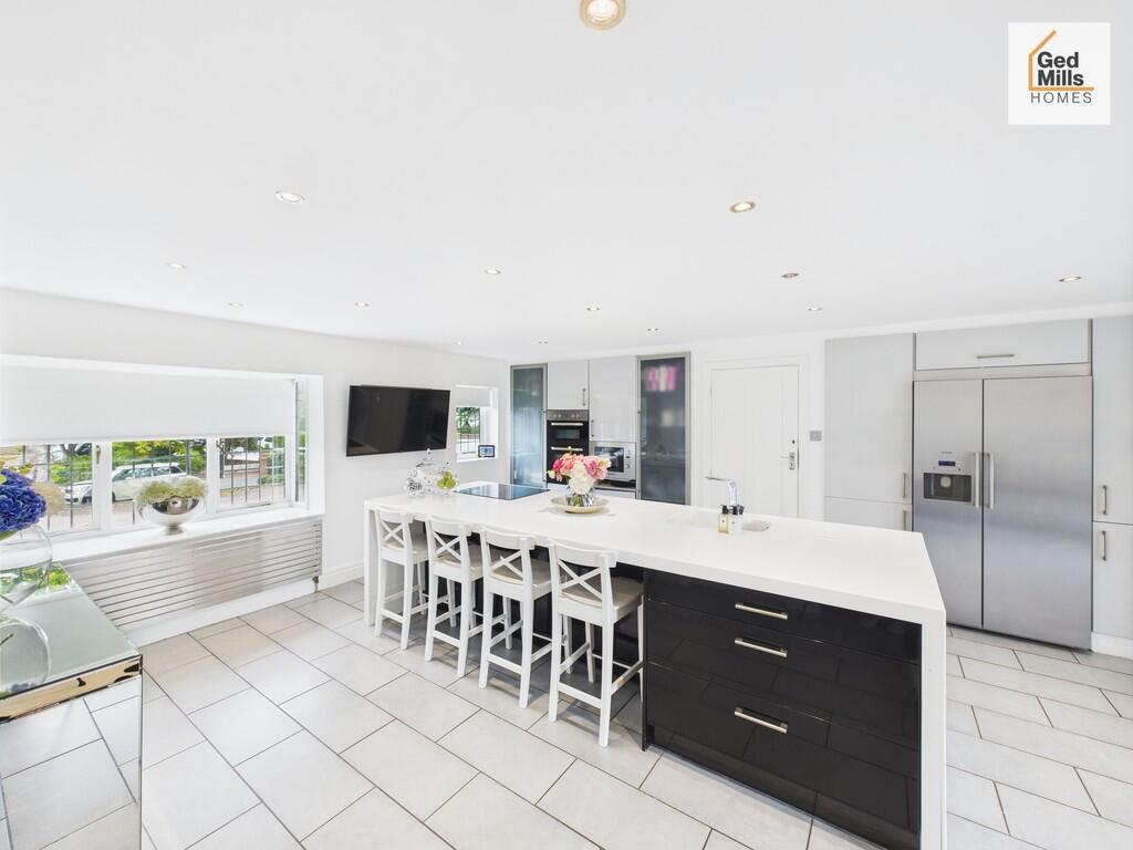 CAM04261G0-PR0080...