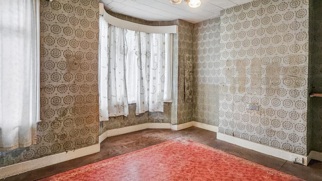 10 Brouncker Road, Acton, London W3 8AQ