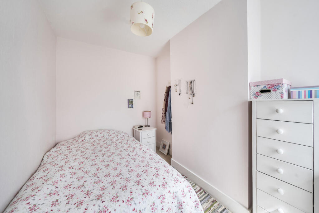 1320496-8-686e9ae...